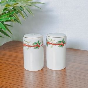 Christmas Salt and Pepper Shakers